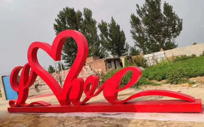 公園廣場創(chuàng)意抽象LOVE玻璃鋼紅色愛心雕塑