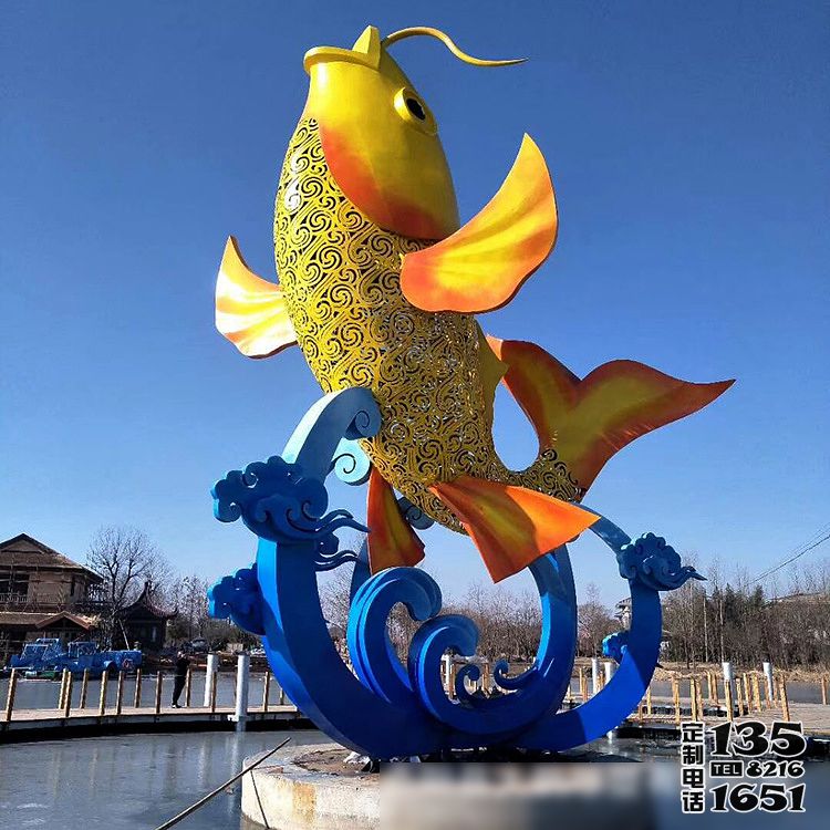 戶外廣場(chǎng)水景大型彩繪玻璃鋼魚(yú)雕塑
