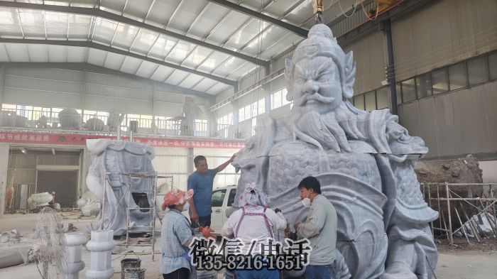 玻璃鋼廠房車間雕塑